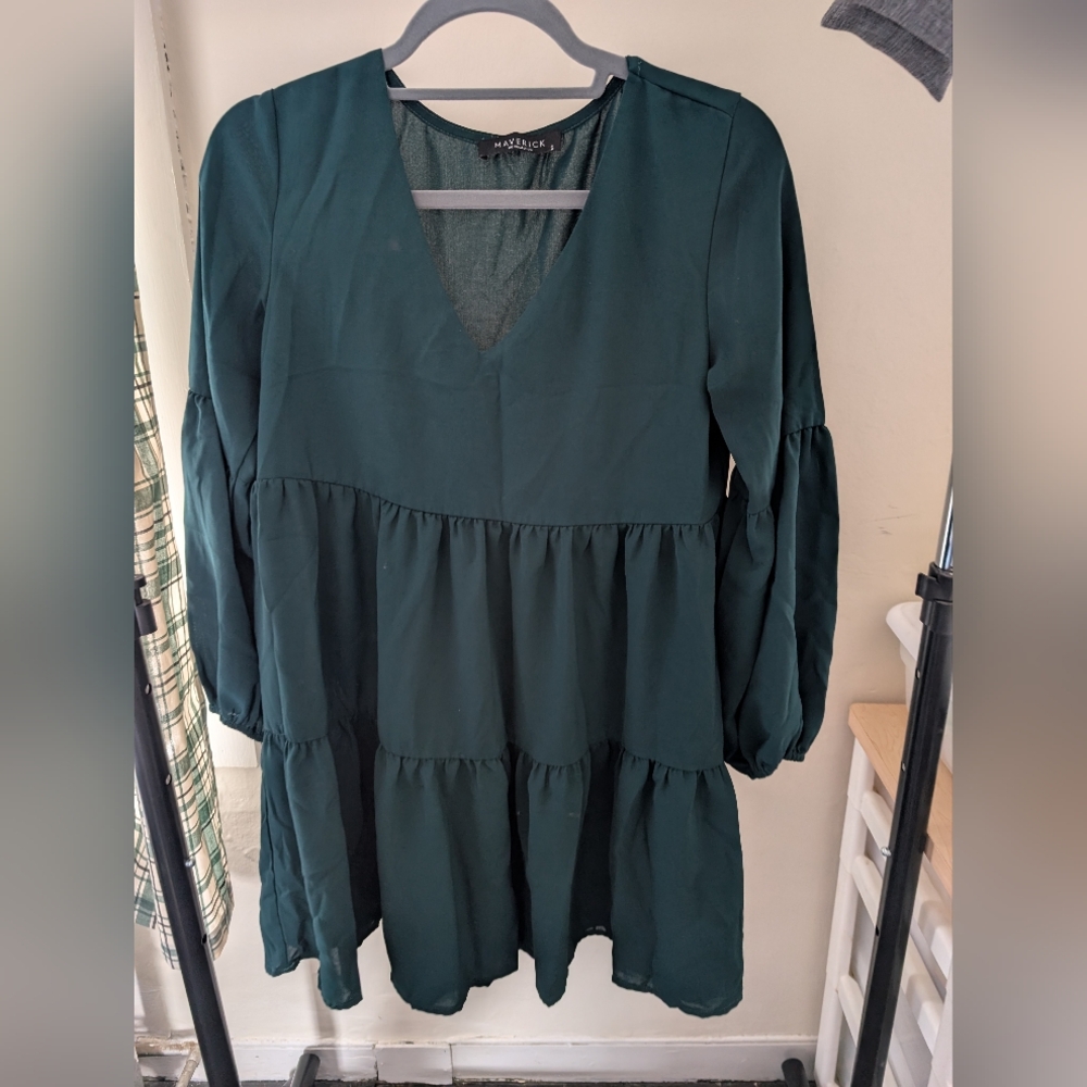 Green dress size small